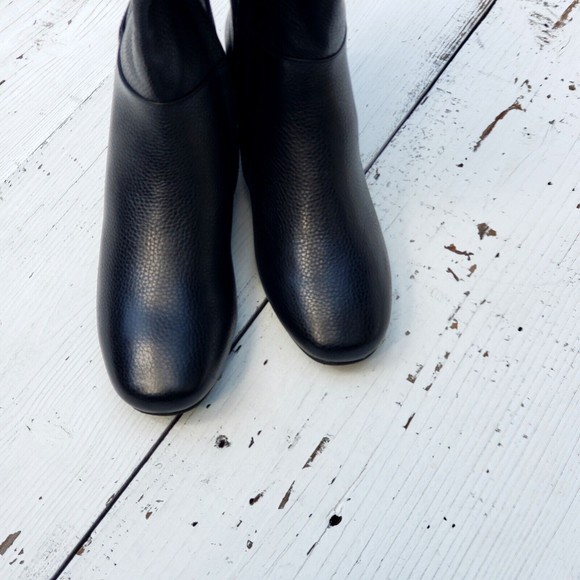 Gentle Souls by Kenneth Cole Women's Ella Square-Toe Block-Heel Boots Zip NEW - Picture 7 of 11